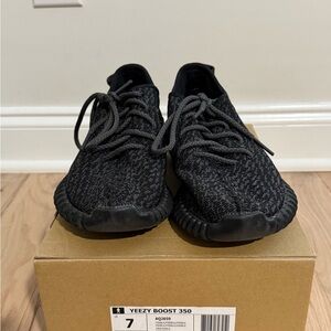 Yeezy Boost 350 Charcoal Sneakers